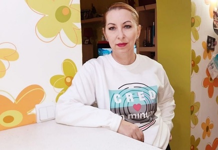 Jurnalista Carmen Moise, diagnosticată cu COVID-19 chiar înainte de a naşte, despre experienţa la Maternitatea Bucur: Au găsit oamenii ăştia de aici forţa de a face zid în faţa Covid cu o empatie şi o bunătate cum n-am crezut că mai există în România 