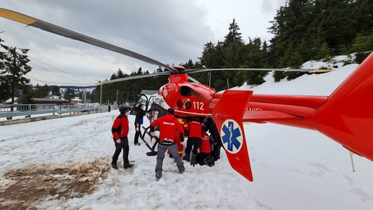 Bihor: Elicopter SMURD, solicitat de urgenţă pentru salvarea unui bărbat accidentat pe părtia Vârtop
