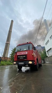 
Ministrul Mediului, la incendiul de la incineratorul din judeţul Prahova / Uşoare creşteri pentru indicatorul monoxid de carbon, detectate de specialişti

