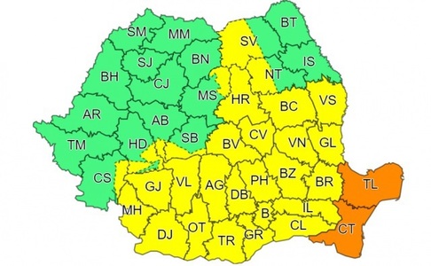 ANM: Cod portocaliu de ploi abundente în Tulcea şi Constanţa / Pentru alte 29 de judeţe şi pentru Bucureşti a fost emis cod galben