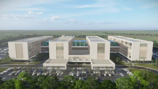 Consiliul Judeţean Sibiu a obţinut autorizaţia de construire pentru noul Spital Judeţean / Unitatea va avea 805 paturi, 5 etaje şi aproape 1.000 de locuri de parcare / Valoarea investiţiei, estimată la peste 970 de milioane de lei


