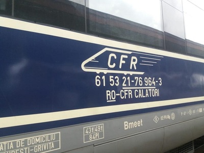 Tren care circulă între Craiova şi Bucureşti, întârziat două ore din cauza unei defecţiuni