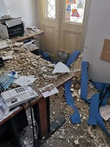 Poliţia Capitalei reacţionează după ce sindicatul Europol a sesizat că într-o secţie de poliţie a căzut tavanul pe birourile poliţiştilor