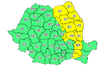 Cod galben de ninsori în judeţele Suceava, Neamţ, Bacău şi la munte, unde se va depune strat de zăpadă / Lapoviţă şi polei în restul Moldovei şi în Muntenia  