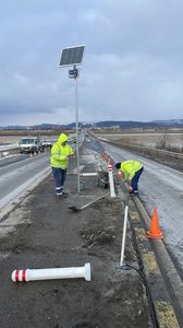 Directia Regională de Drumuri şi Poduri Braşov anunţă că au fost găsite persoanele suspecte că au furat semnalizarea luminoasă de pe DN1