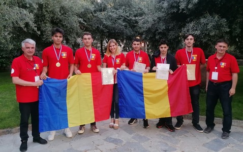 Echipa României a obţinut 6 medalii, între care două de aur, şi locul I pe echipe la Olimpiada Balcanică de Matematică pentru seniori