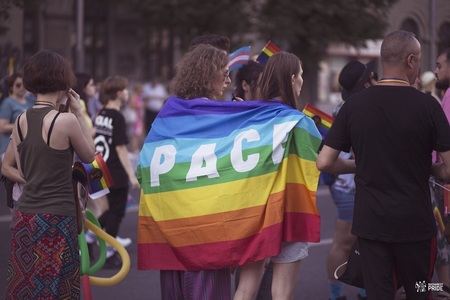 Asociaţia ACCEPT anunţă cea de-a 17-cea ediţie a Bucharest Pride – Festivalul are loc în perioada 1-9 iulie, iar marşul în 9 iulie, pe ruta Calea Victoriei - Parcul Izvor / Peste 10.000 de participanţi, aşteptaţi la marş