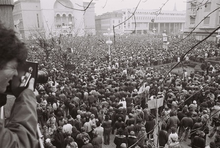 Patriarhia Română - Slujbe de pomenire a eroilor Revoluţiei la Popeşti-Leordeni şi în zonele emblematice ale lui decembrie 1989 în Bucureşti