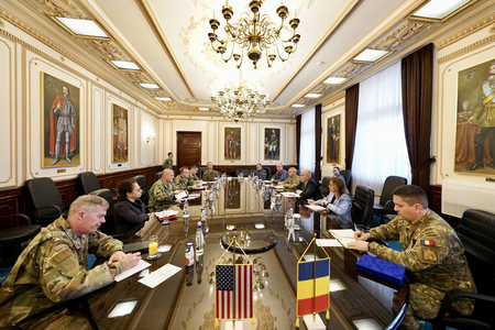 Conducerea MApN, întâlnire cu comandantul Marinei Militare a SUA – Discuţii despre situaţia de securitate din regiune