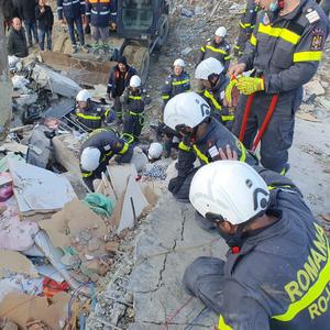 Comisia Europeană: UE mobilizează asistenţă de urgenţă suplimentară pentru Siria şi Turcia, după cutremur
