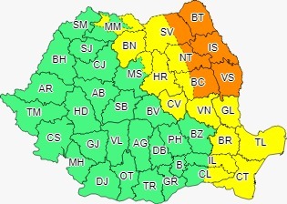 Cod galben de vânt puternic - în Dobrogea şi estul Munteniei şi de ninsori - în cea mai mare parte a Moldovei, estul Transilvaniei şi în Carpaţii Orientali/ Cod portocaliu de ninsori abundente şi viscol în şase judeţe