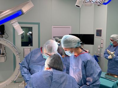 Operaţie pentru reconstrucţia tibiei cu grefă osoasă de bancă la un copil de 12 ani, în premieră la Spitalul de Copii ”Dr. Victor Gomoiu”