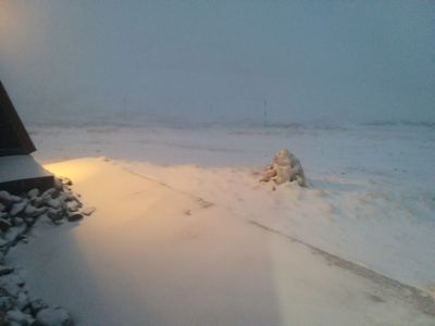 Temperaturi sub zero grade, zăpadă şi ceaţă pe platoul Bucegi. Salvamontiştii din Buşteni au publicat imagini în care se vede că la munte totul e alb - FOTO, VIDEO
