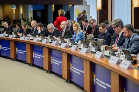 Angel Tîlvăr, la reniunea miniştrilor Apărării de la Bruxelles: Am evidenţiat angajamentul ferm al României în susţinerea Ucrainei atât timp cât va fi necesar