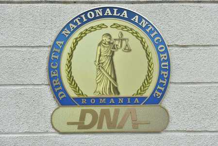 DNA a ridicat documente de la Primăria Bucureşti, în cadrul unui dosar penal deschis în urma sesizării depuse de mai multe persoane