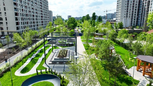 UPDATE - Primăria Sectorului 6: Am adăugat patru hectare de parc nou în sector. Faza II a Parcului Liniei, inaugurată de Florii / Ciucu: E cel mai mare parc deschis în Bucureşti, după Revoluţie
