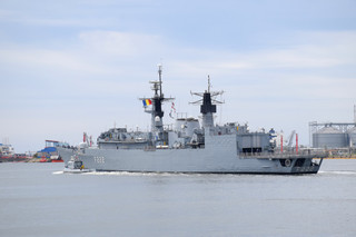 Fregata ”Regina Maria” participă la operaţia EUNAVFOR MED ”IRINI” din Marea Mediterană/ Nava va contribui la respectarea embargoului ONU asupra armelor impus Libiei, prin monitorizarea traficului maritim