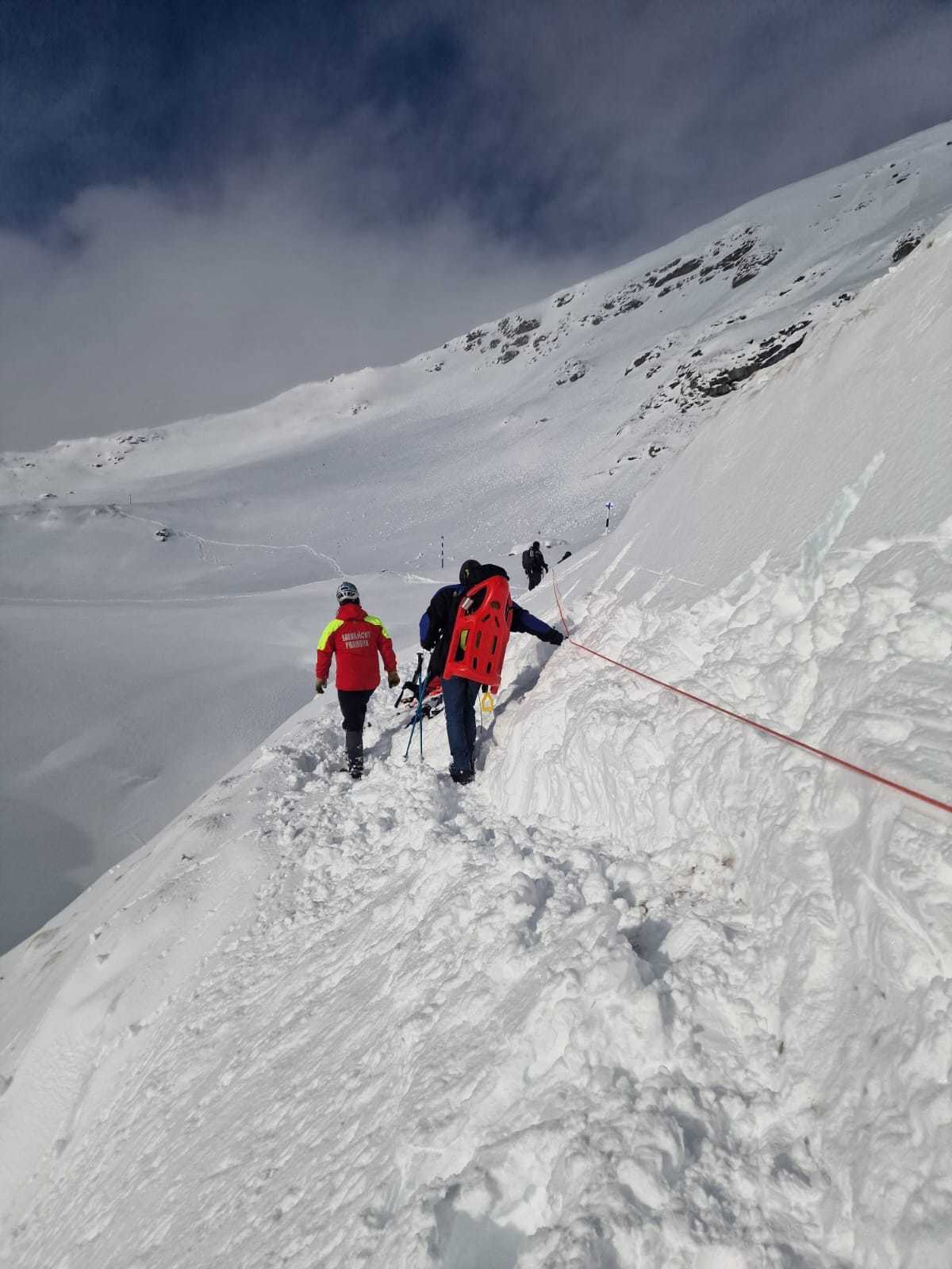 Dispeceratul Naţional Salvamont: 73 de apeluri prin care se solicita intervenţia de urgenţă; 78 de persoane salvate