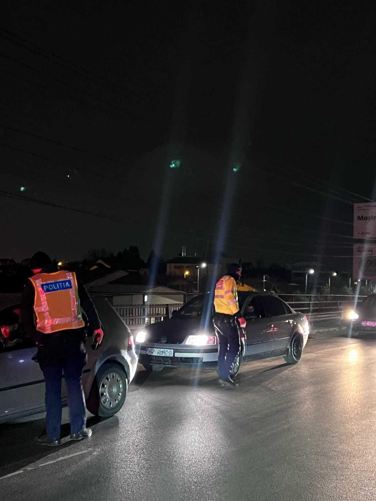 Controale ale poliţiştilor din Ilfov – 95 de amenzi în valoare de aproximativ 32.400 de lei pentru încălcarea legislaţiei privind circulaţia pe drumurile publice, 28 fiind pentru nerespectarea vitezei legale; 6 permise de conducere reţinute – FOTO