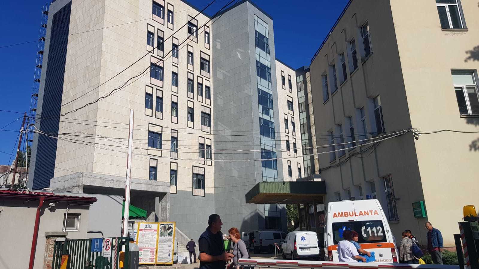 Elevă de 7 ani din Reşiţa, internată cu meningită la Spitalul de Copii Timişoara