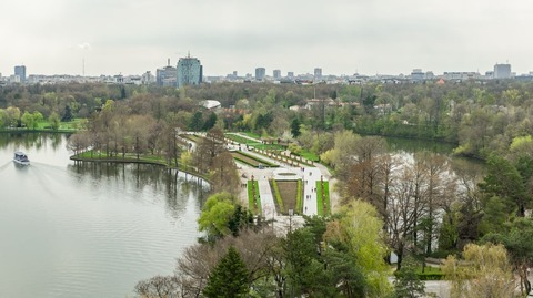PMB: În curând, vor începe lucrările pentru reabilitarea Parcului Herăstrău. În două-trei săptămâni golim lacul de apă şi refacem apărările de mal/ Ciucu: Acum, când mă duc în parc, vă spun sincer că-mi e ruşine