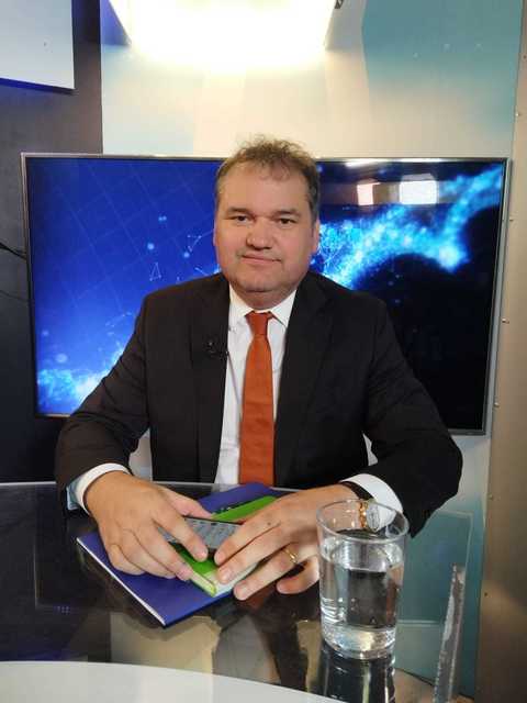 Cseke Attila: Sper să reuşim să se regăsească în proiectul de lege introducerea unor criterii de performanţă la salarizarea medicilor/ Am făcut o propunere Ministerului Muncii, posibilitatea instituirii unui program-pilot