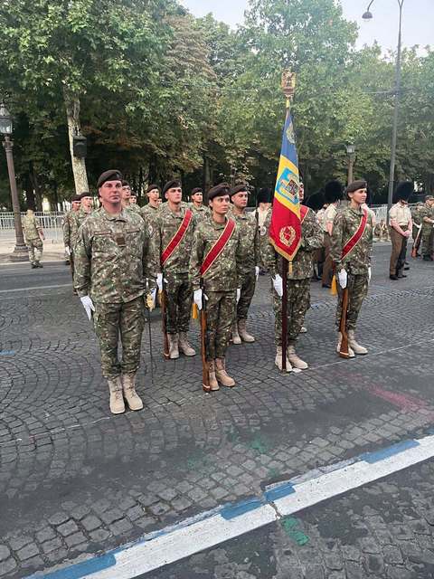 Armata României prezentă la parada militară de Ziua Naţională a Franţei