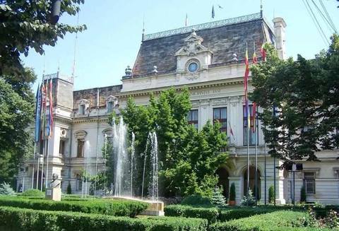 Primăria Iaşi a modificat orarul de întrerupere a iluminatului public în Iaşi: Va fi sistat seara între 21.00 şi 23.30, nu de la miezul nopţii şi până dimineaţă