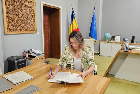 Ministrul Mediului reclamă că instituţiile „îngroapă cu anii sesizările incomode”/ Buzoianu: CNCD, ce se întâmplă cu sesizarea din 2024? E mai bine să fac plângere penală pentru abuz în serviciu?/ Sesizarea îl viza pe arhiepiscopul Teodosie