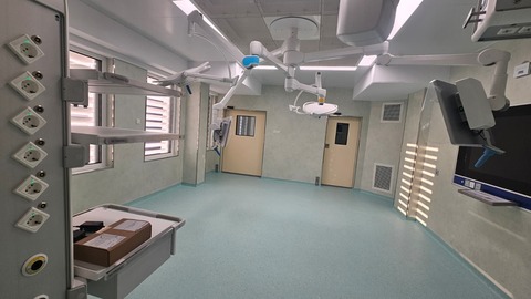 Un nou bloc operator pentru chirurgie de urgenţă şi endoscopie, inaugurat la Spitalul Clinic de Urgenţă pentru Copii, M.S.Curie. Investiţia, de peste un million de euro, înseamnă şansă pentru copiii în stare gravă - FOTO