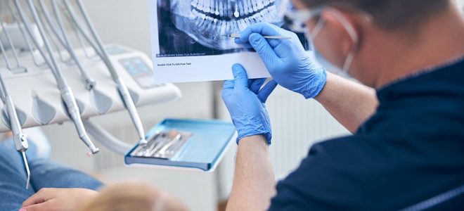 Posibila supraimpozitare a cabinetelor stomatologice, criticată de patronatul profesiei: Va duce la o creştere extraordinară a costurilor