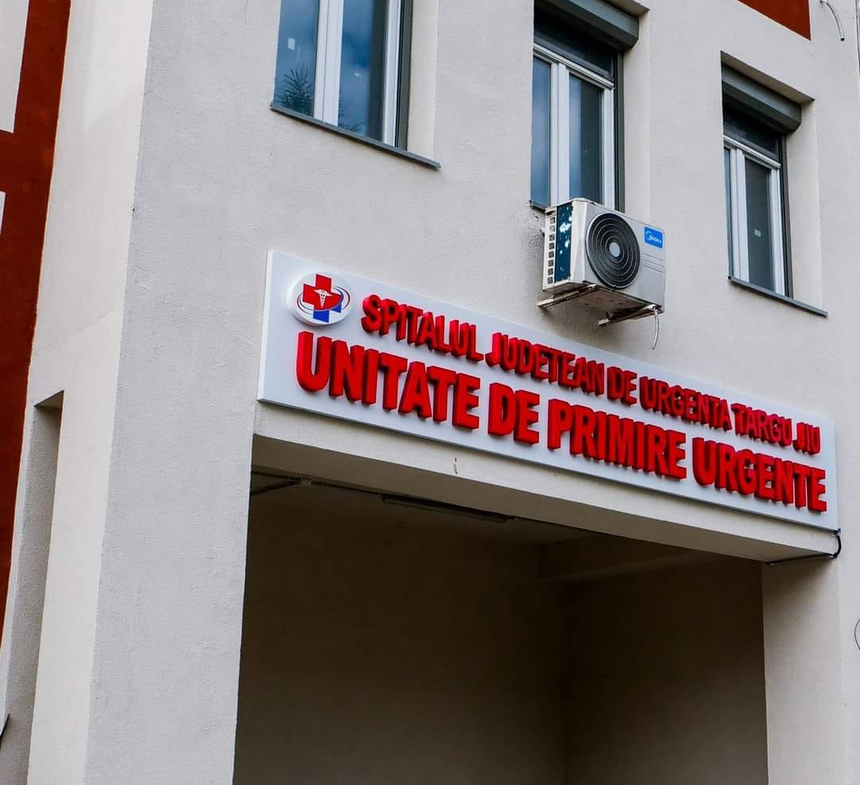 Comisia de anchetă Spitalul Târgu Jiu verifică intervenția chirurgicală în cazul unui copil de 16 ani decedat de peritonită | sursa foto: News.ro Comisia de anchetă Spitalul Târgu Jiu verifică intervenția chirurgicală în cazul unui copil de 16 ani decedat de peritonită | sursa foto: News.ro