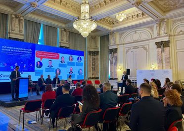 Preşedinte CNAS: Este nevoie şi de asigurări complementare de sănătate în România / Niciun sistem de asigurări sociale de sănătate nu poate susţine singur întreaga greutate a nevoilor medicale moderne