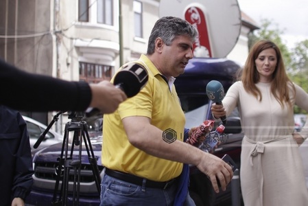 Fostul primar din Jilava Adrian Mladin, aflat în detenţie într-un alt dosar, trimis în judecată pentru luare de mită şi spălare de bani