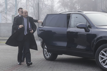 Ministrul Justiţiei spune că a luat o decizie în legătură cu Kovesi: Urmează să o formalizez. Ştiţi bine că nu ministrul revocă, el cel mult propune, despre revocare îl întrebaţi pe preşedinte