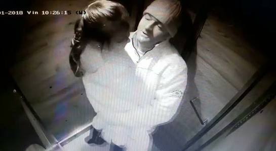 Parchetul dă publicităţii noi imagini cu bărbatul care a agresat sexual doi copii în liftul unui bloc. FOTO, VIDEO