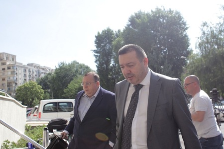Deputatul PSD Cătălin Rădulescu, la Parchetul General într-un dosar de ultraj, după ce a făcut-o "nesimţită" pe jurista IPJ Argeş