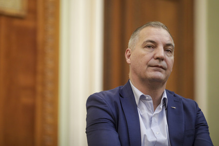UPDATE: Mircea Drăghici, trezorierul PSD, urmărit penal pentru delapidare şi utilizarea subvenţiilor în alte scopuri decât cele pentru care au fost acordate