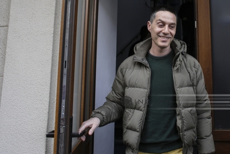 Alexandru Mazăre, condamnat la trei ani de închisoare, s-a predat la Bucureşti