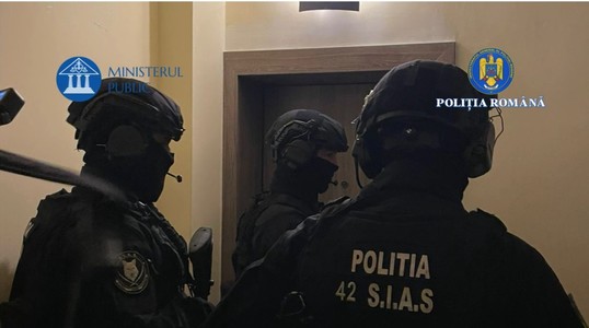 UPDATE - Percheziţii într-un dosar penal vizând falimentarea companiei de asigurări Euroins - FOTO