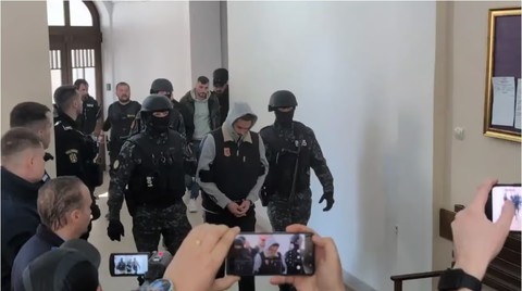 Judecarea dosarului uciderii omului de afaceri sibian Adrian Kreiner pusă pe pauză, după ce unul dintre condamnaţii în primă instanţă a cerut strămutarea speţei de la Curtea de Apel Alba Iulia