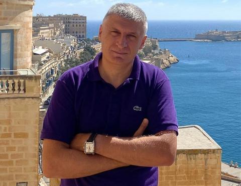 Cătălin Avramescu, vizat de cercetări pentru pornografie infantilă, anunţă că DIICOT a emis ordonanţă de clasare: Dosarul «Pampers» a fost închis. Sunteţi foarte-foarte mulţumit de numirile pe care le-aţi făcut la DIICOT, domnule Preşedinte?