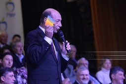 Băsescu: Nu am niciun gând să candidez la preşedinţia Republicii Moldova, am cerut cetăţenia pentru a-mi respecta o promisiune