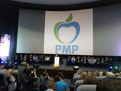 Congresul reunit PMP-UNPR a votat în unanimitate fuziunea celor două partide