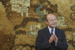 Băsescu: Sunt mândru că am cetăţenie valabilă pe tot teritoriul de la frontiera de vest până la Nistru