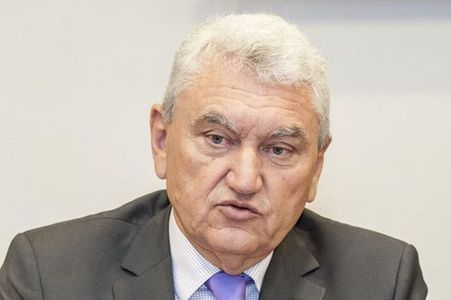 Mişu Negriţoiu a fost revocat de Parlament din funcţia de preşedinte al Autorităţii de Supraveghere Financiară