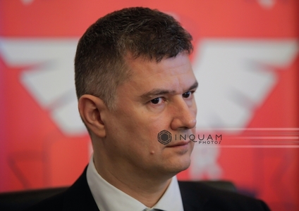 Valeriu Steriu: Liviu Dragnea are o prezenţă de sub 10% la şedinţele Camerei Deputaţilor; se impune demisia sa