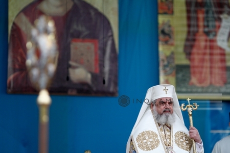 Patriarhul Daniel: Regele Mihai I va rămâne în memoria poporului român o făclie de înviere în vremuri de răscruce