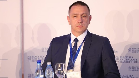 Mihai Fifor: Preşedintele Iohannis a pierdut ieri o foarte bună ocazie să tacă sau să vorbească pentru România