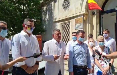 Ioan Sîrbu, candidatul Pro România, şi-a depus candidatura pentru Primăria Capitalei